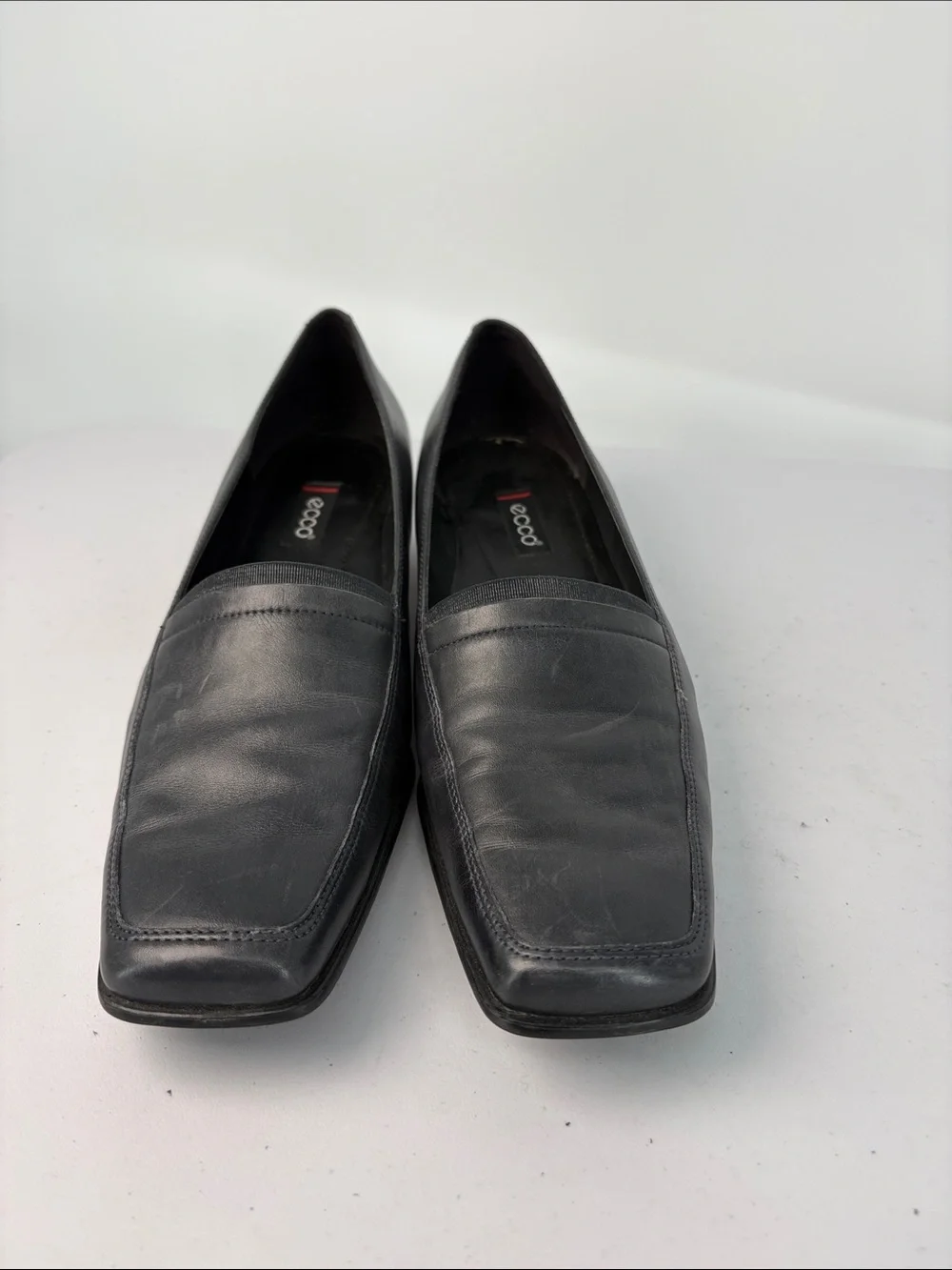 🐾 Ecco  Leather navy Slip-On  Loafers